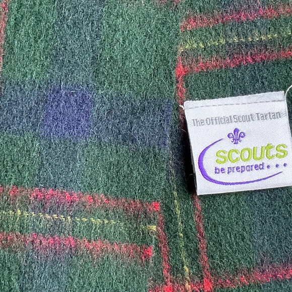 The Scout official tartan unisex 100 % wool scarf - Picture 4 of 5